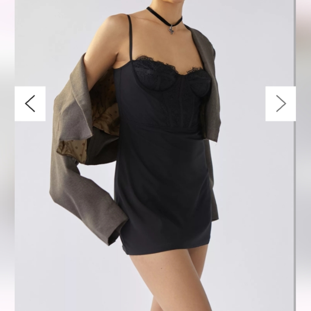 urban outfitters Brenna Bustier Mini Dress - Picture 2 of 14